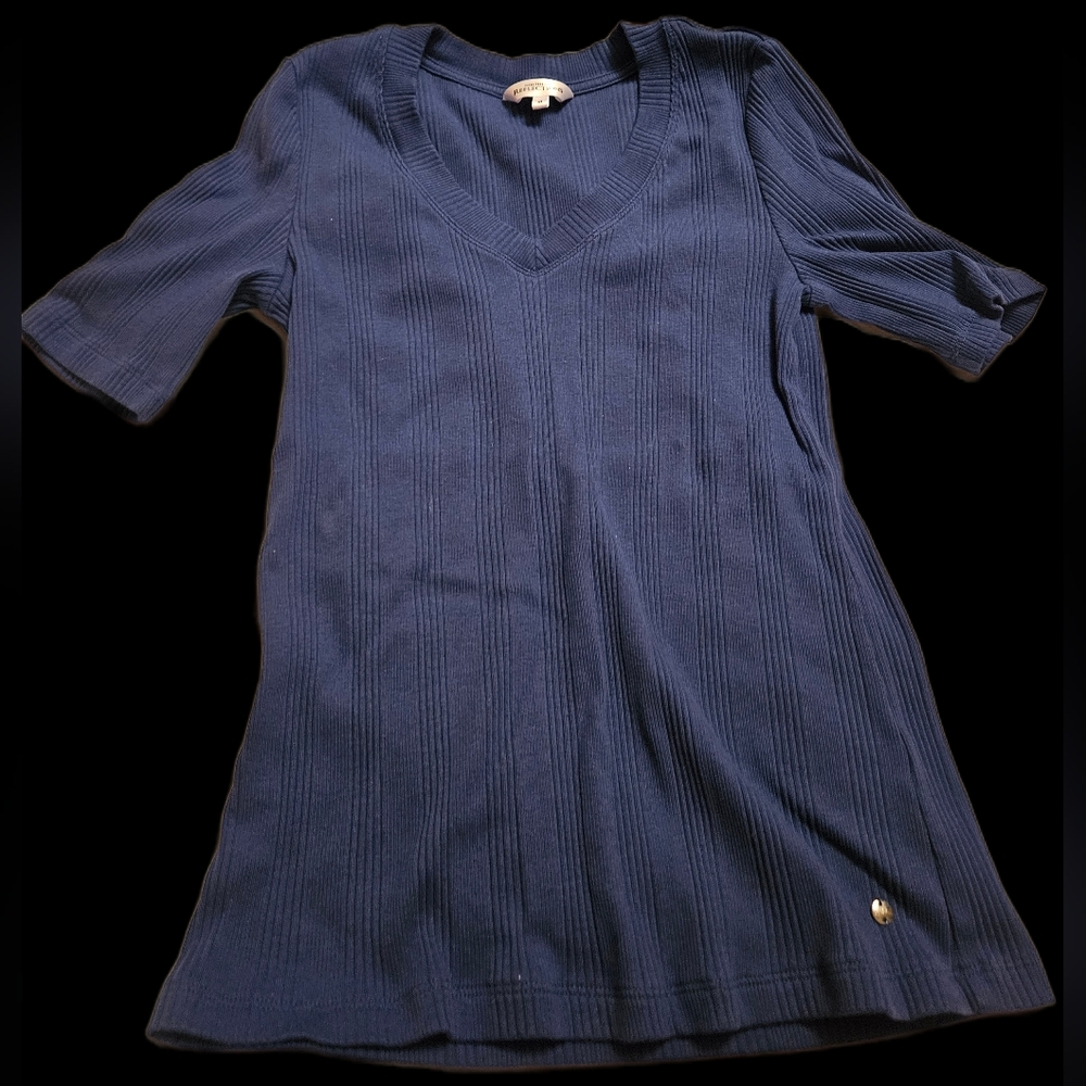 Northern Reflections Ribbed V‑Neck Knit Top in Navy Blue